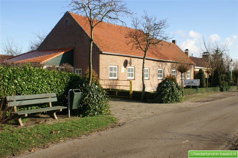 Oud Gastel > Meirstraat luchtfoto's / foto's Nederlandinbeeld.nl